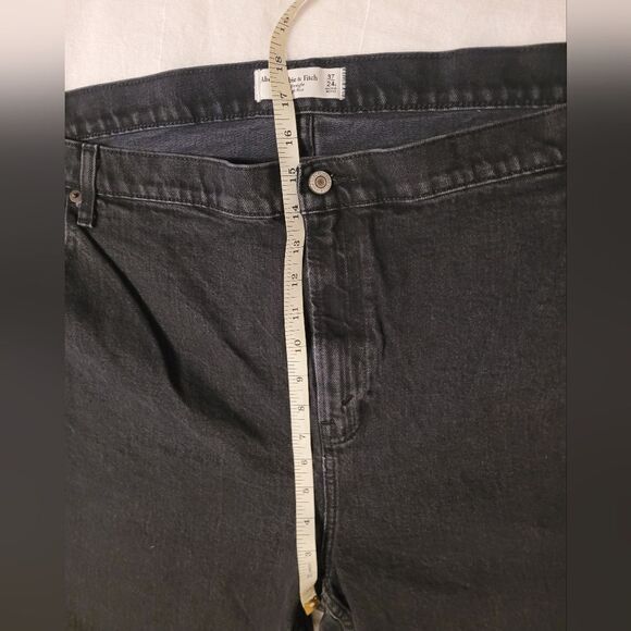 Abercrombie and Fitch Size 37 waist 24 long - Picture 6 of 6